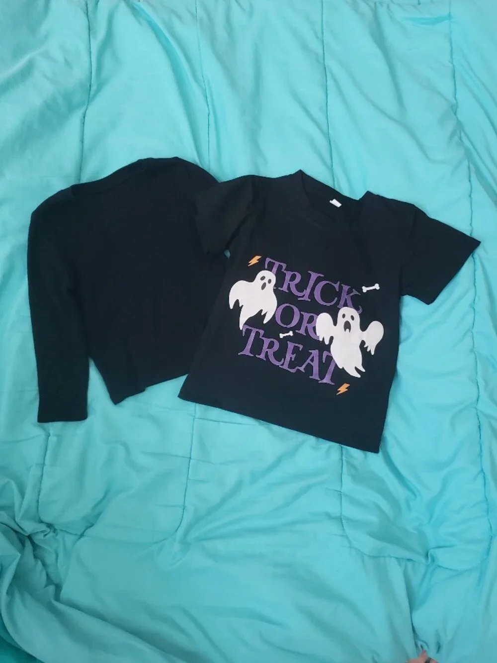 Toddler Boys Lot of 2 Shirts (Trick or Treat, Old Navy Long Sleeve) - Size 3T